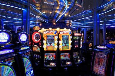 Our semarjitu77 live-dealer studio table view